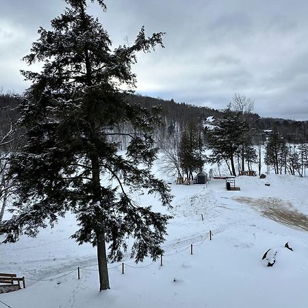 Auberge Morritt มงต์-ทร็องบล็องต์ ภายนอก รูปภาพ