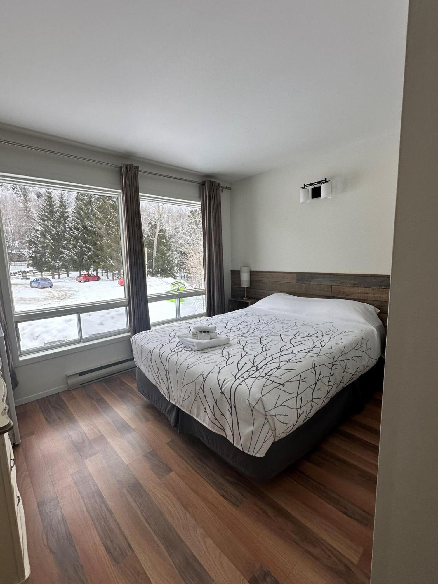 Auberge Morritt มงต์-ทร็องบล็องต์ ภายนอก รูปภาพ