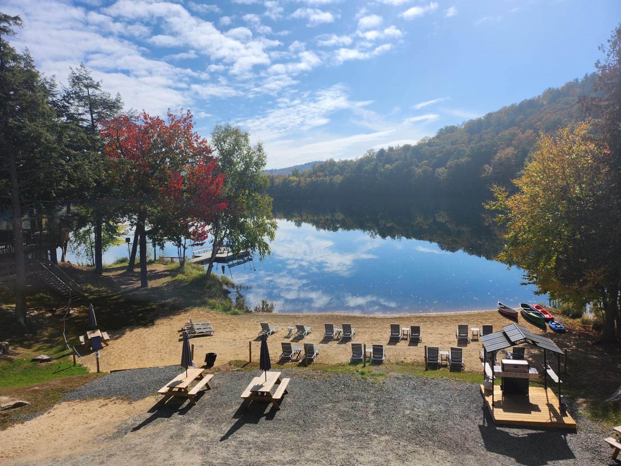 Auberge Morritt มงต์-ทร็องบล็องต์ ภายนอก รูปภาพ